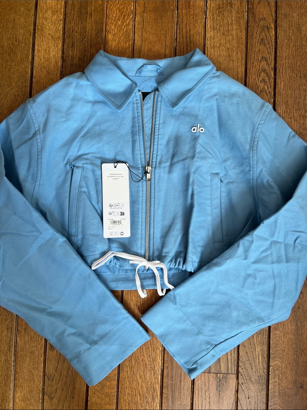 ALO Yoga California Blue Cropped Fan Favorite Full Zip Jacket Size Small NWT